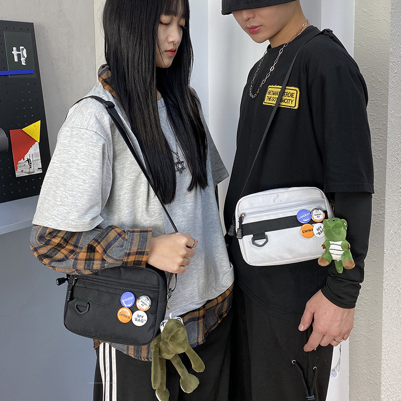 【Live streaming hot selling】Couple shoulder bag Trendy Versatile Fashion Crossbody Canvas Bag Japanese student backpack